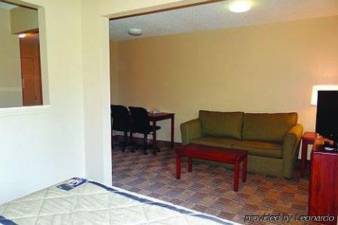 Extended America - Raleigh - Research Triangle Park - Hwy 54 2* Durham