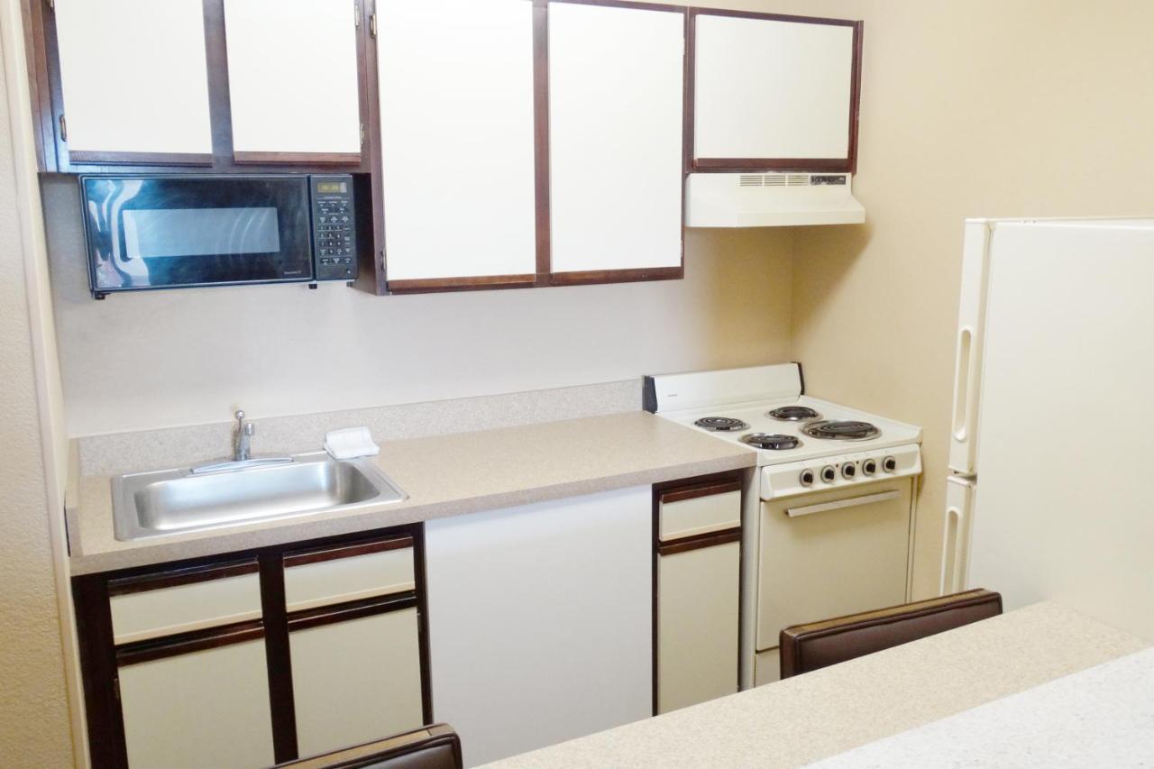 Extended America - Raleigh - Research Triangle Park - Hwy 54 2*