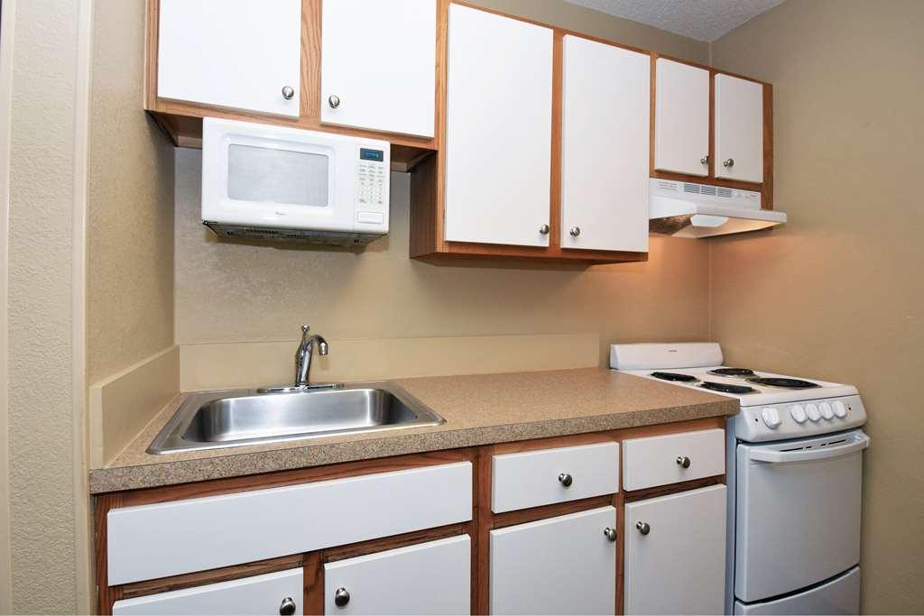 Extended America - Raleigh - Research Triangle Park - Hwy 54