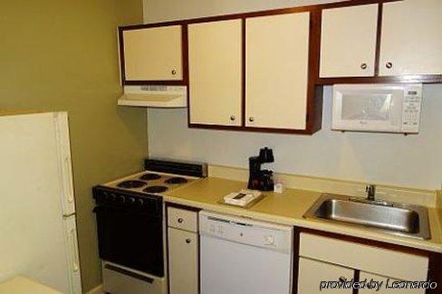 Extended America - Raleigh - Research Triangle Park - Hwy 54